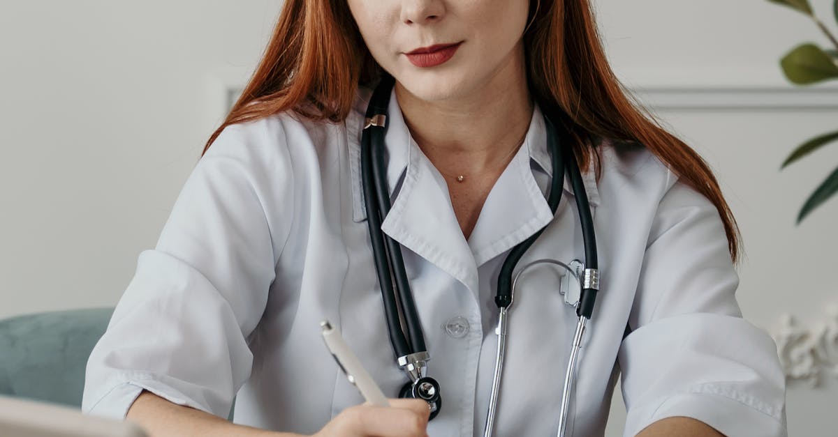 female doctor Hyderabad cafe