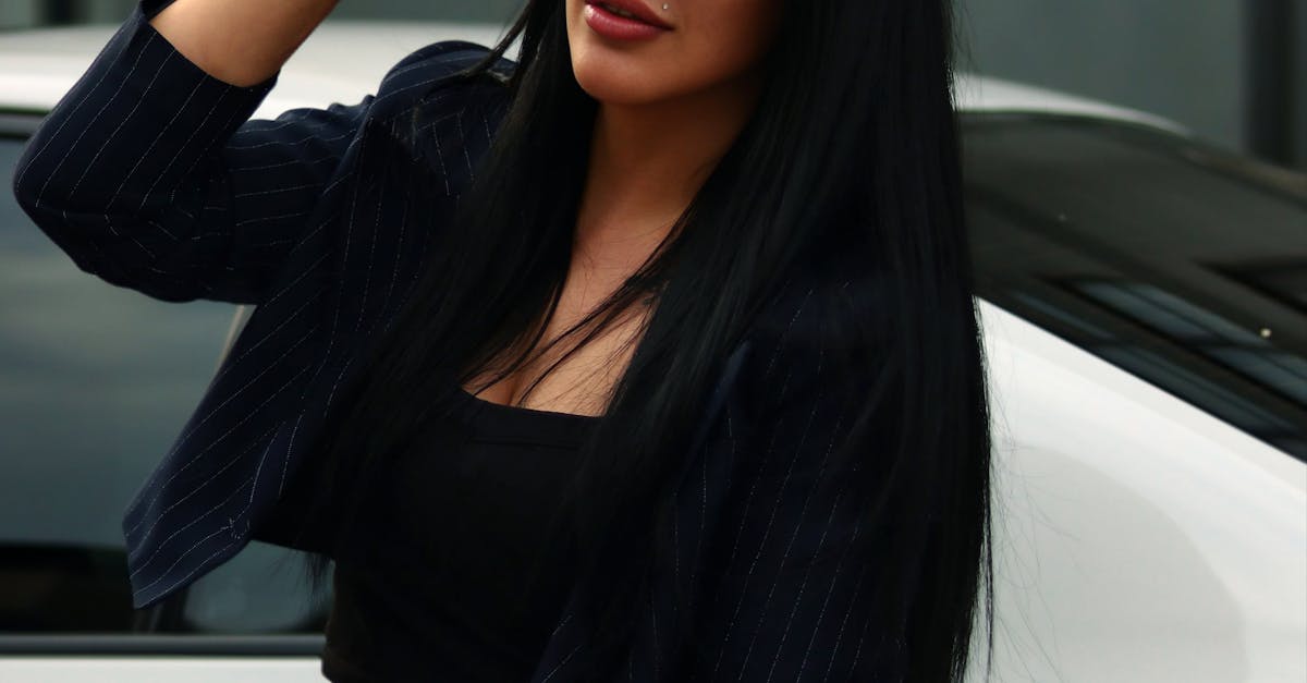 Widowed professional woman in Hyderabad seeking discreet connection