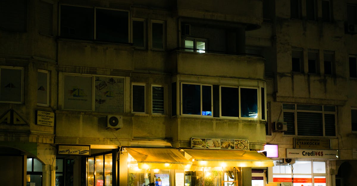 quiet café meeting late night