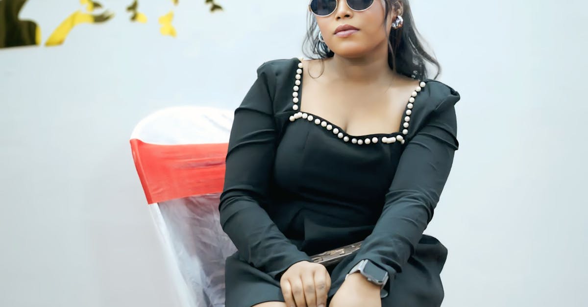 luxury madhapur socialite woman alone