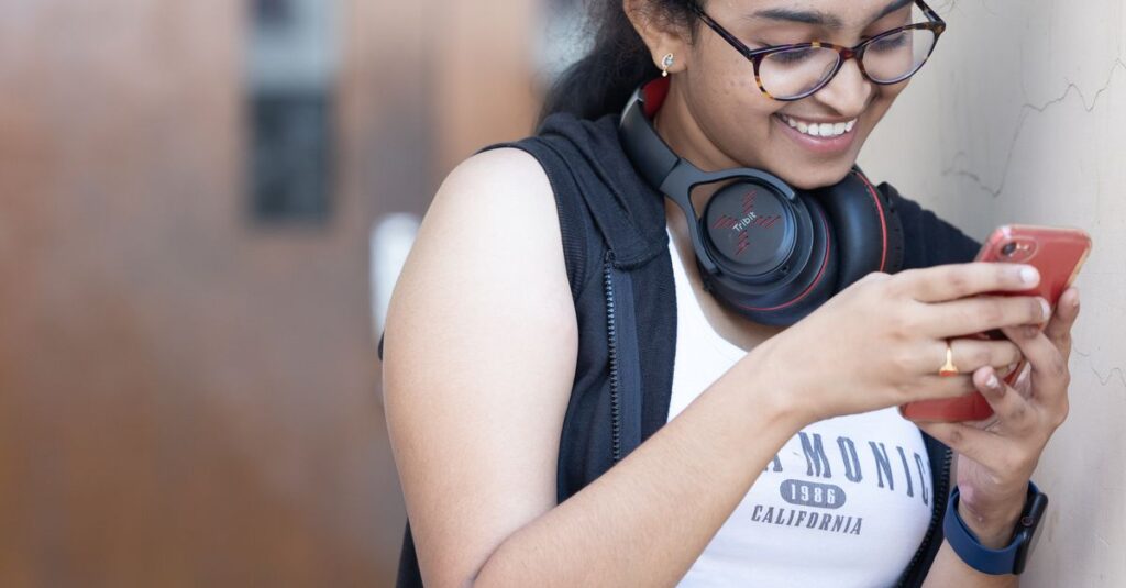 Urban Lifestyle and Relationships Among Corporate Women in Manikonda Hyderabad