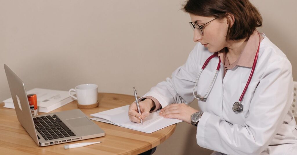 Managing Urban Lifestyle and Relationships for Doctors in Jubilee Hills Hyderabad
