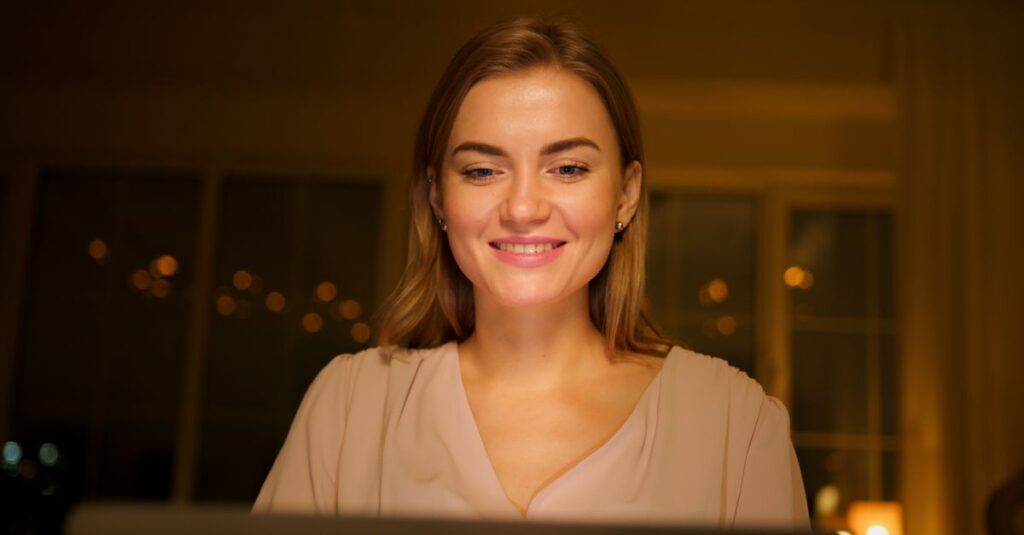 Why Working Women in Financial District Hyderabad Experience Relationship Challenges